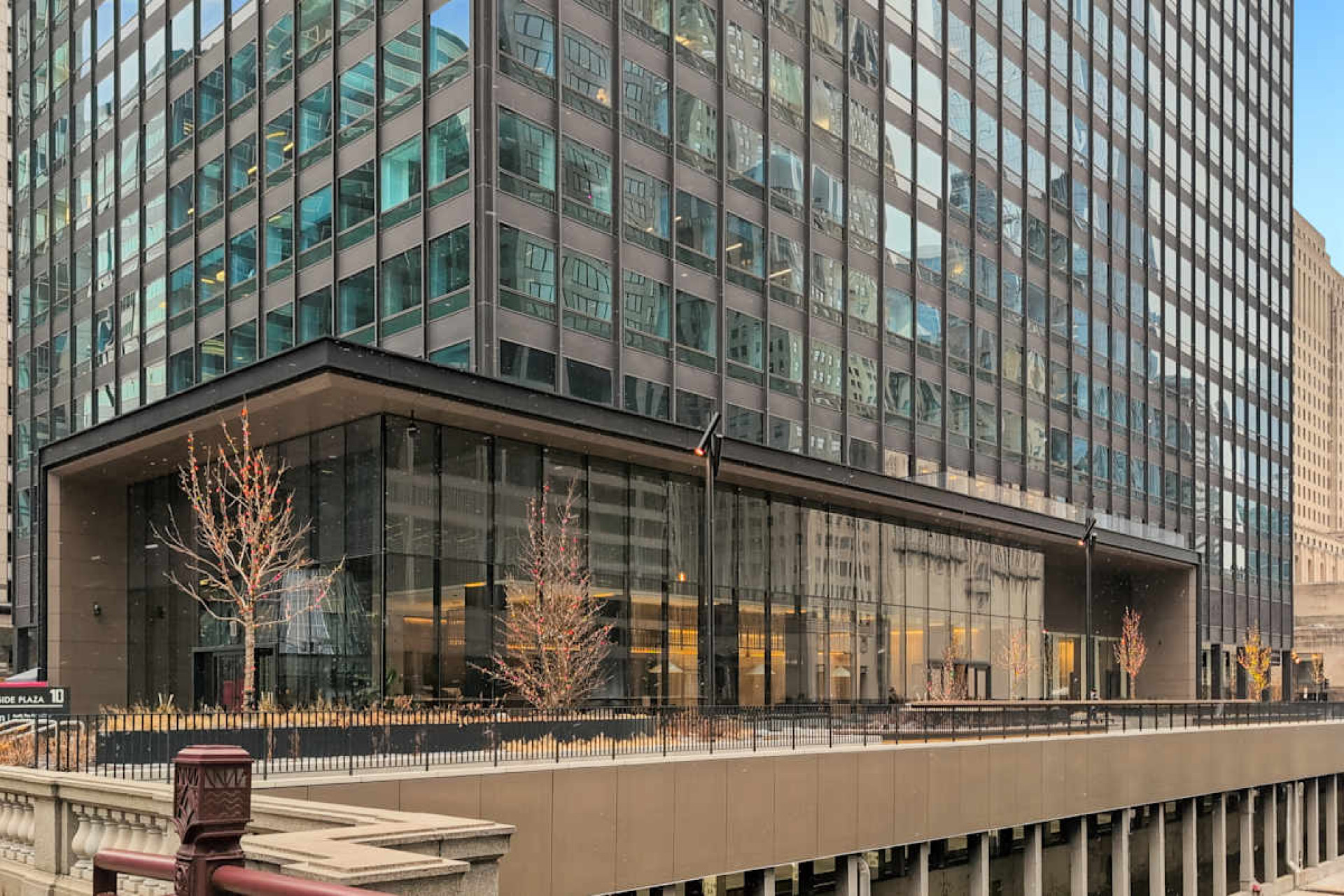 South Riverside Plaza