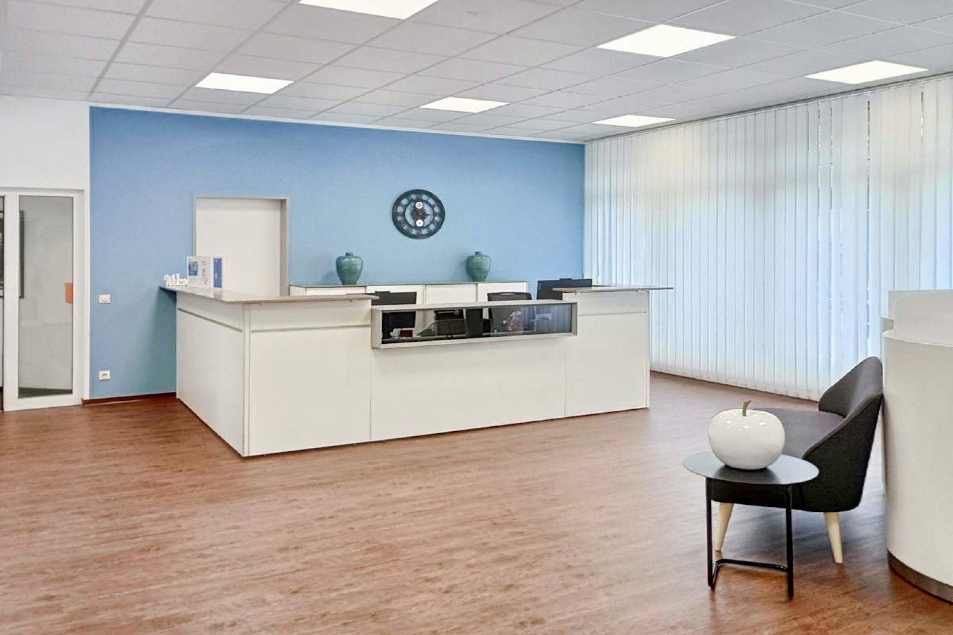 Nishinihon Shinbun Building