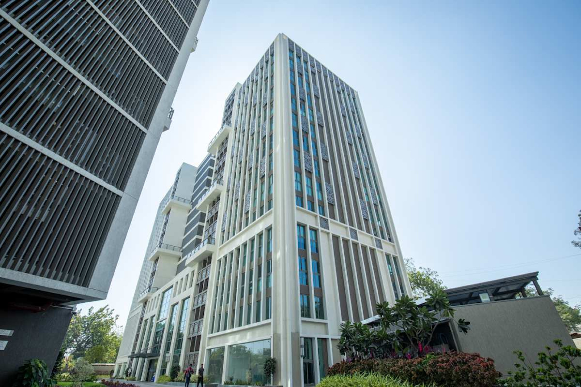 Ratnaakar Nine Square