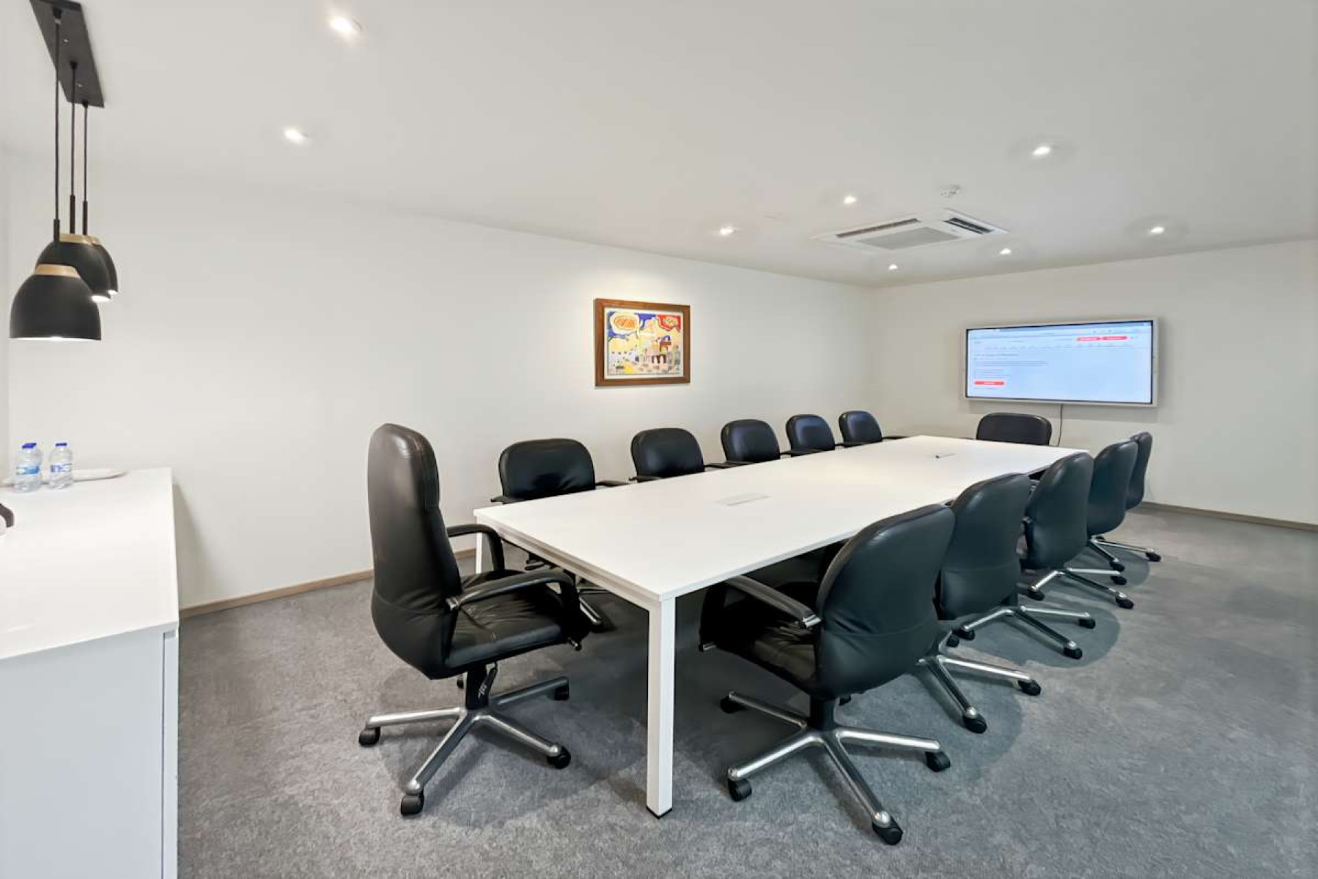 37 Sir William Newton Street