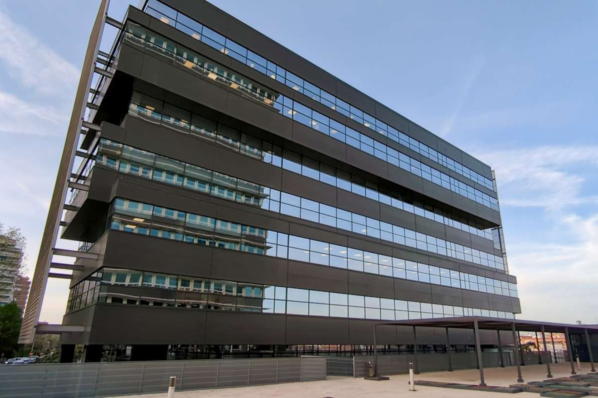 Martinez Villergas 49