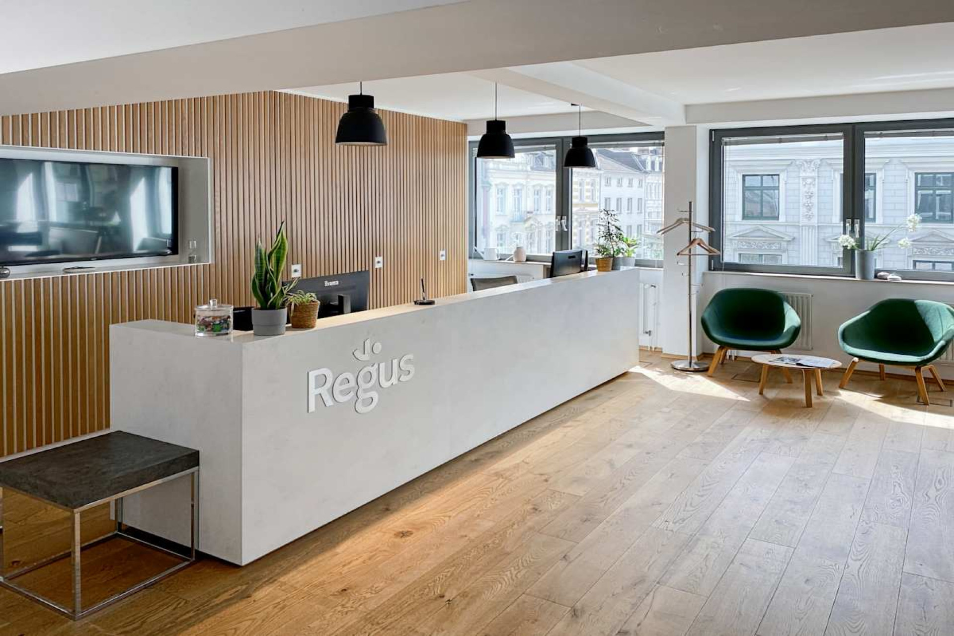 Grand Millennium Plaza