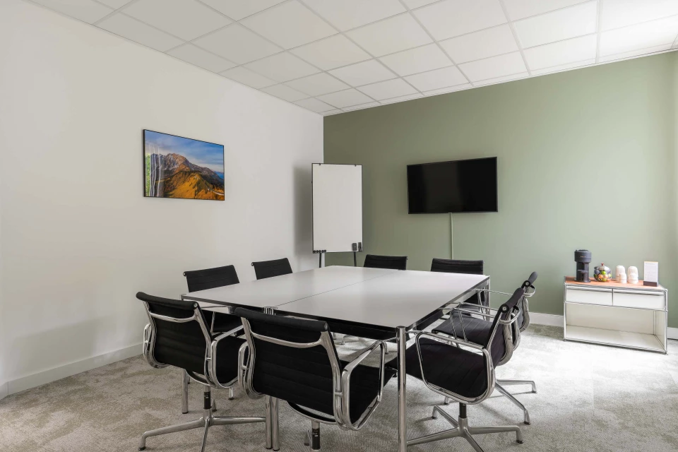 Meeting Room for up to 8 People