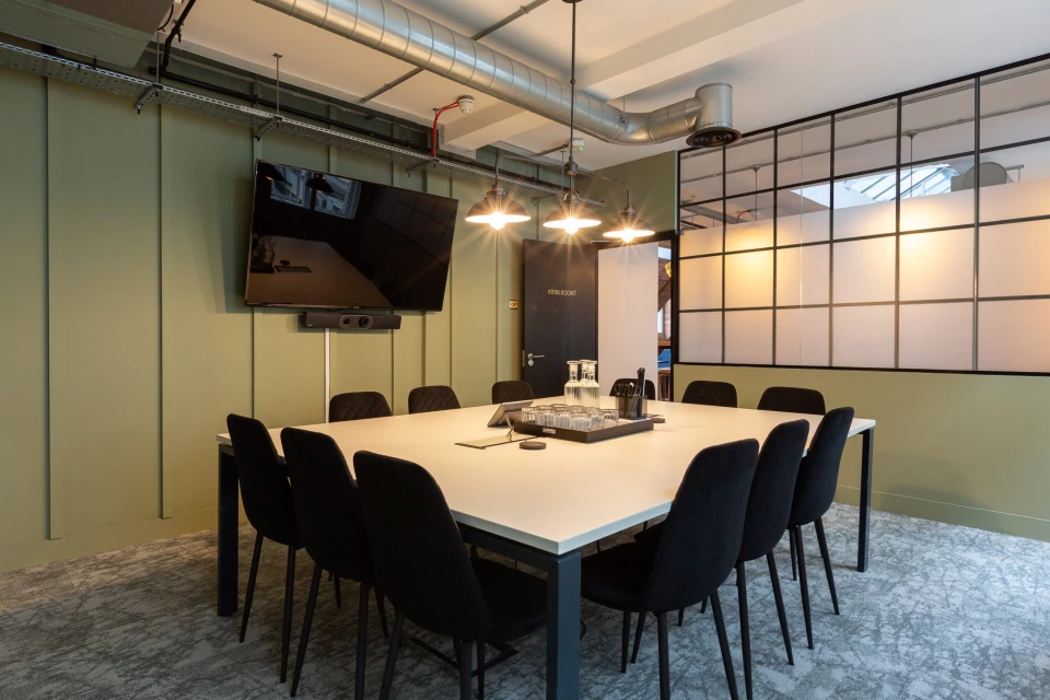 Meeting Room 1 (12)