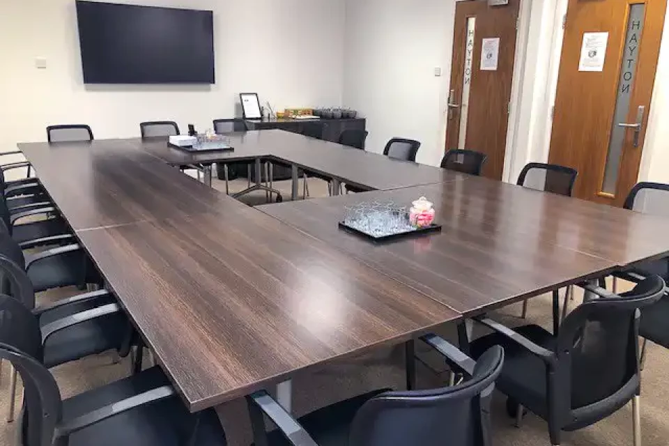 Hayton Room (18)