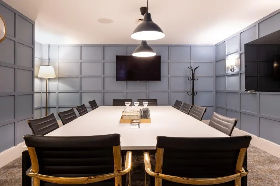 Meeting Room 1 (12)