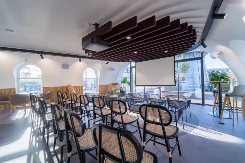 Roof Terrace (35)