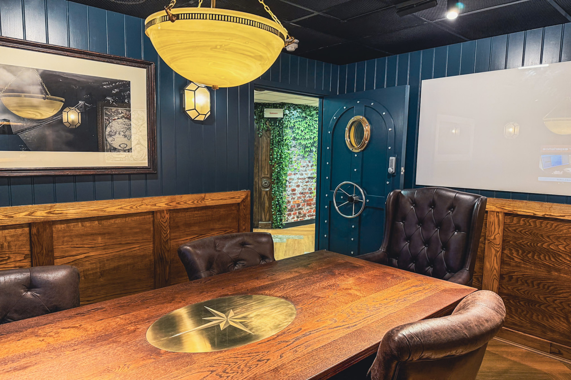 Captain's Table (5 people)