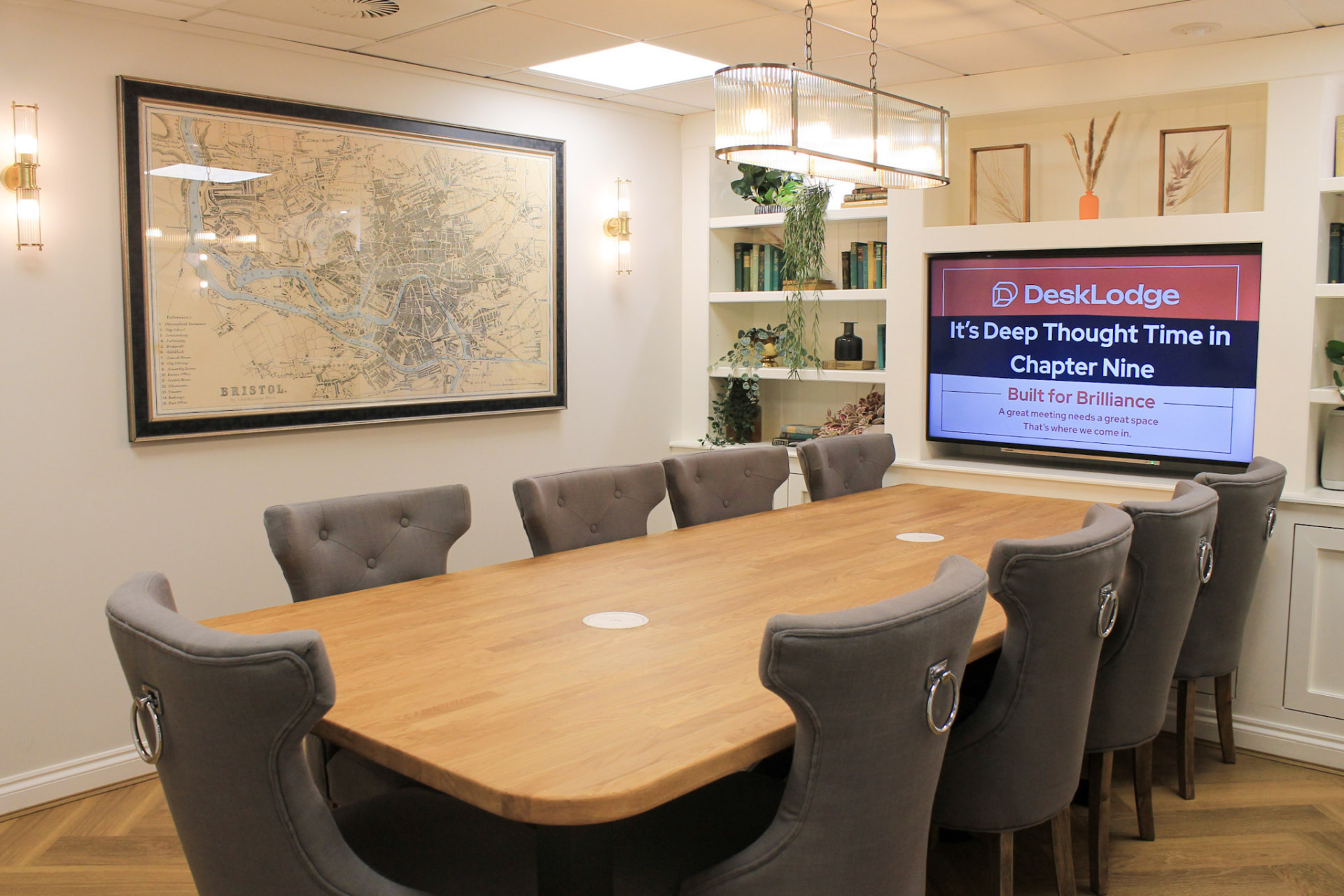 R410 18 Person Serviced Office