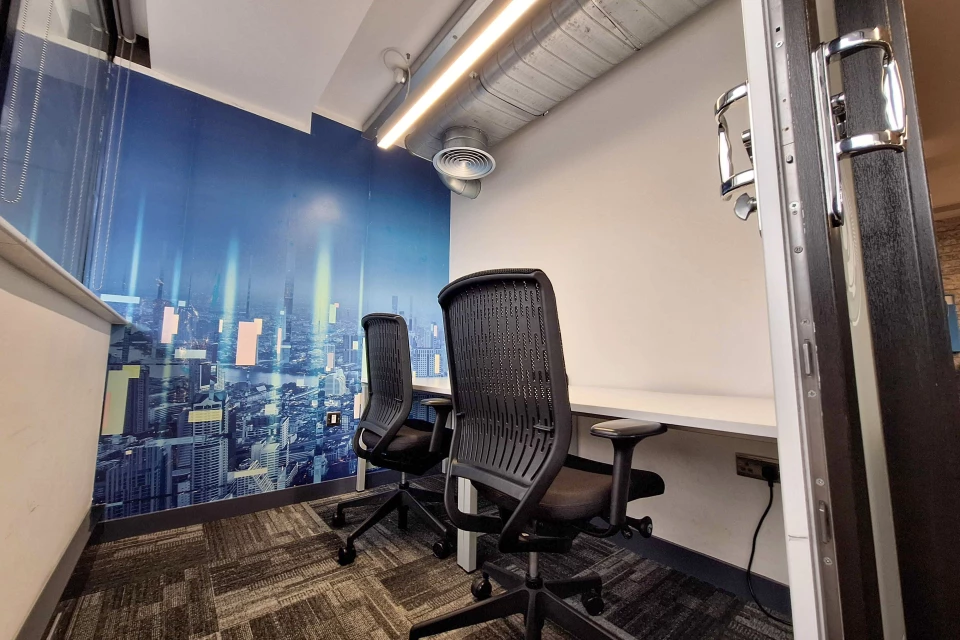 2 Person Serviced Office