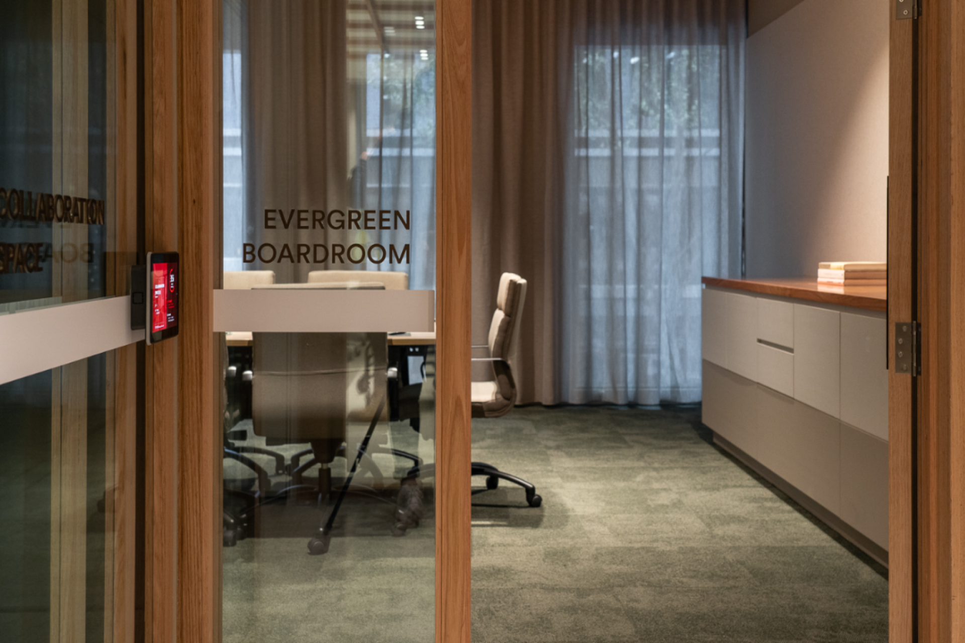 Evergreen Boardroom