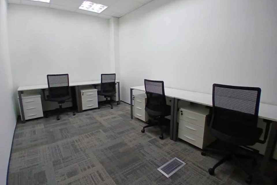 Private Suite (Day) 4 Pax