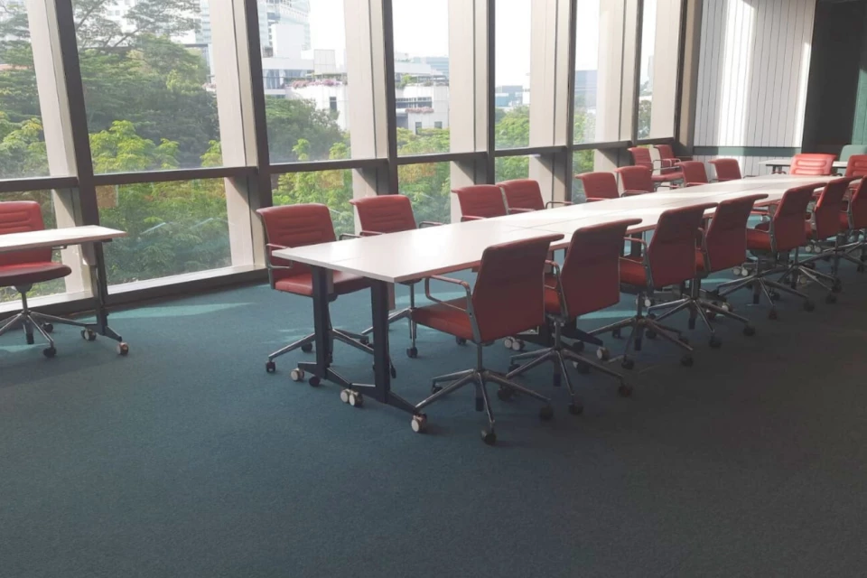 Board Room (Unicorn)