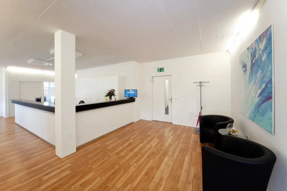 Büro Impuls GmbH - Sitzungszimmer klein