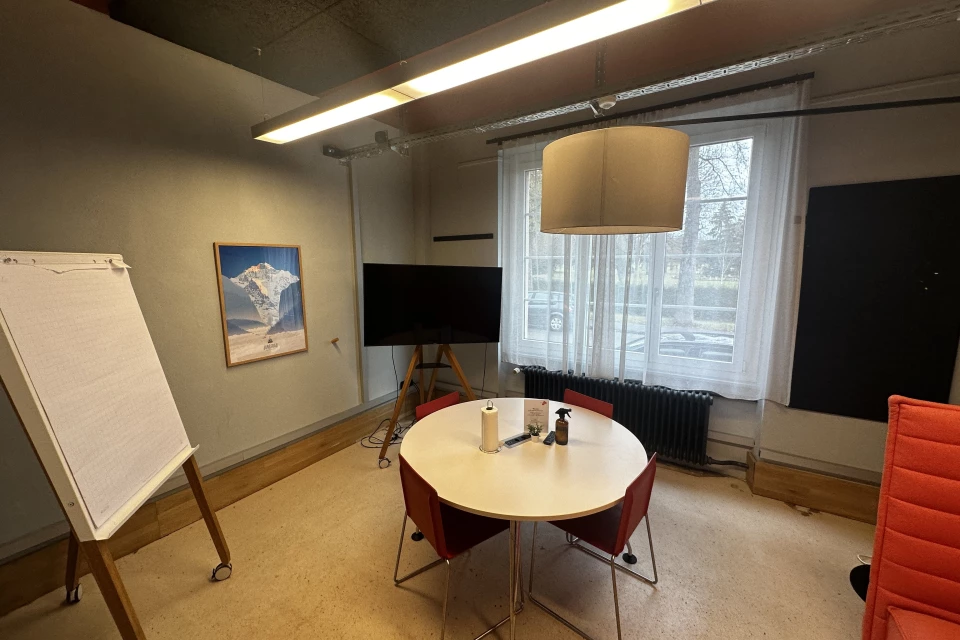 Rocketeer meeting room