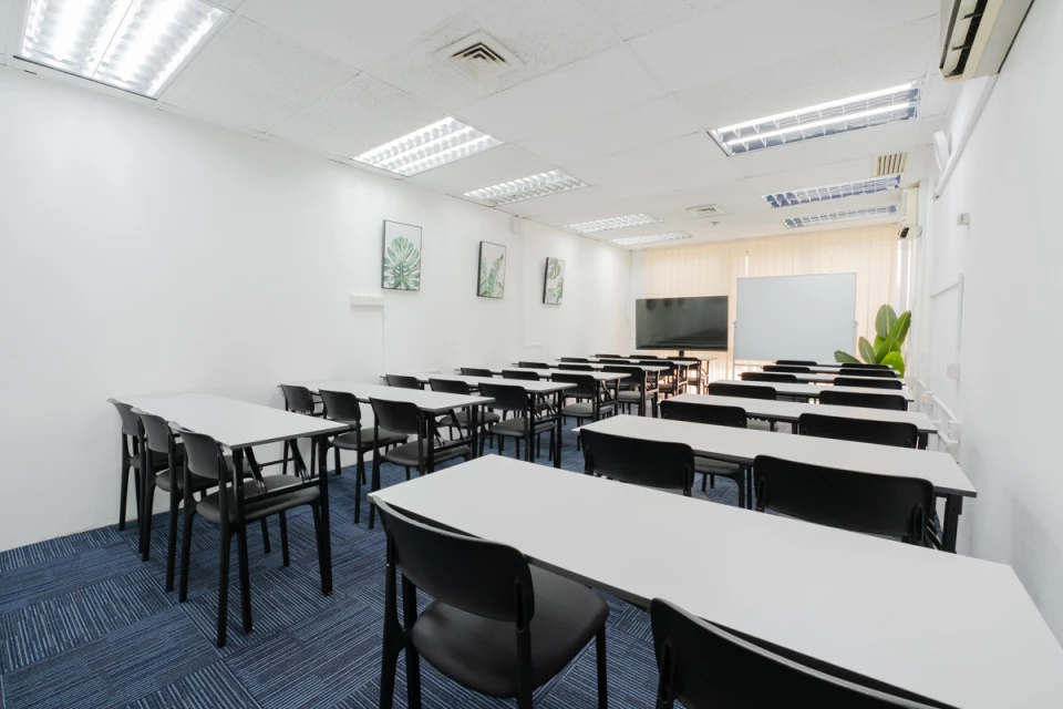 No.5 - Seminar Room