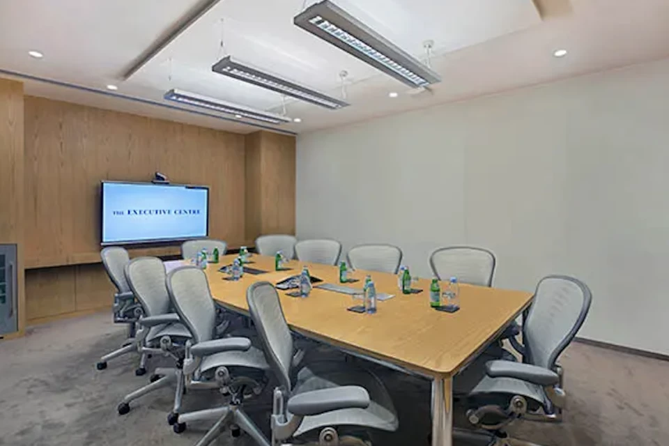 L16, Room 16A