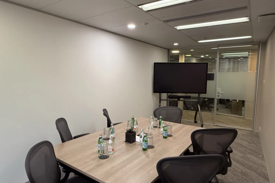 L35, Meeting Room 35F