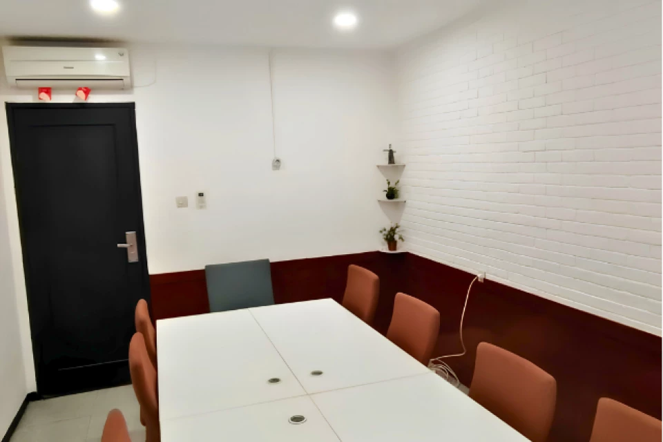 Medium Meeting Room 10 Pax