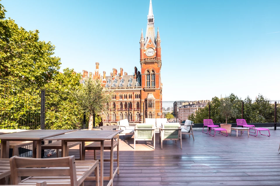 Tyburn Meeting Room (4-person)