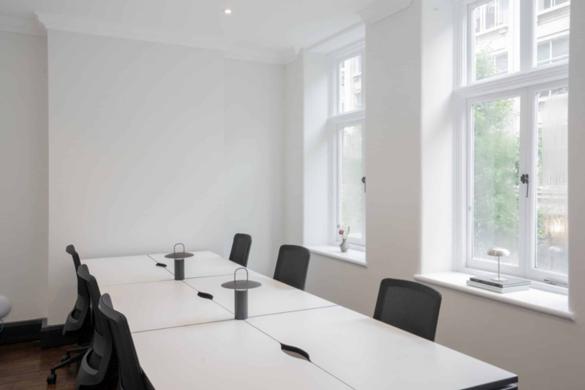 20 Eastcastle Street