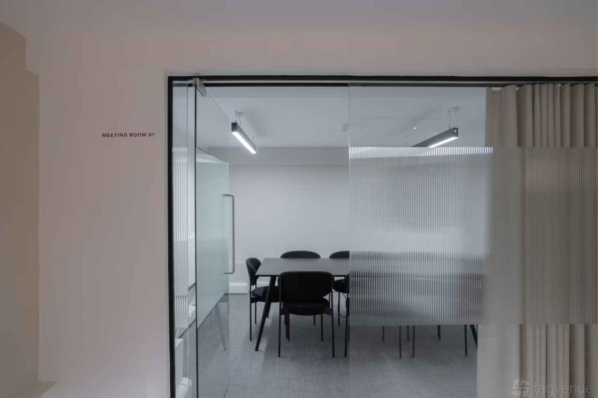 Meeting Room for 8 persons in Marylebone