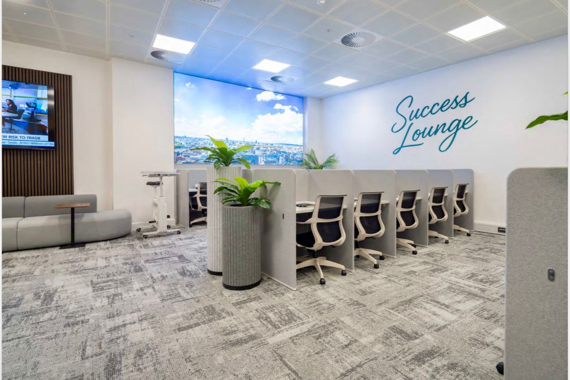 Success Lounge