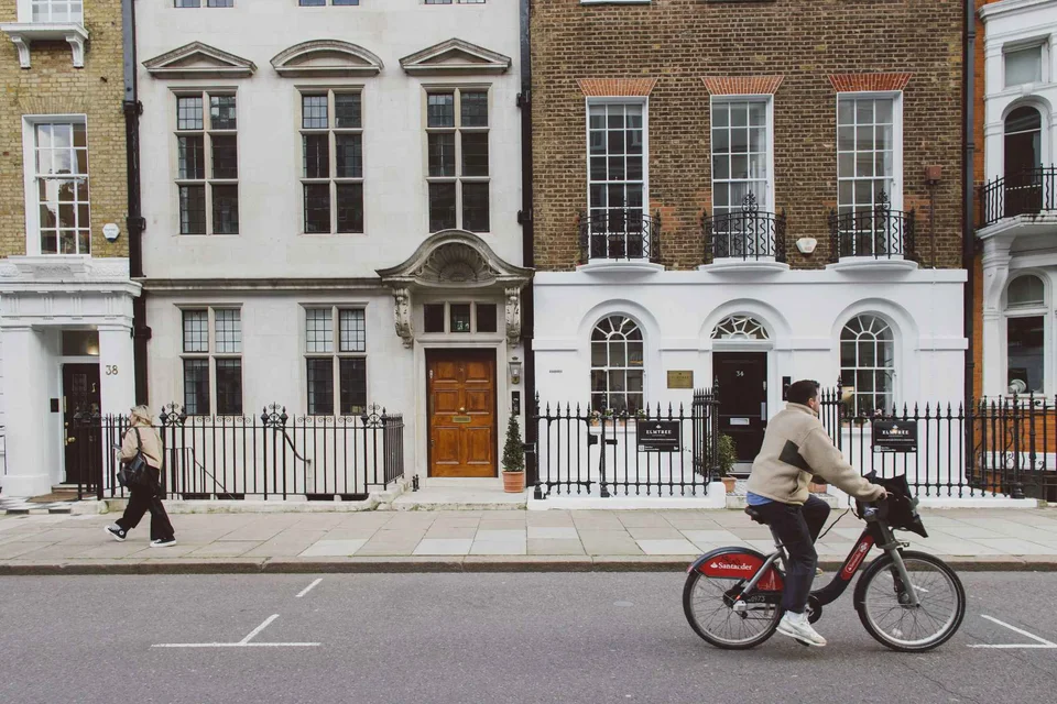 Elmtree (34 Queen Anne Street) by Spacemade