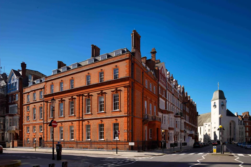 45 Pont Street