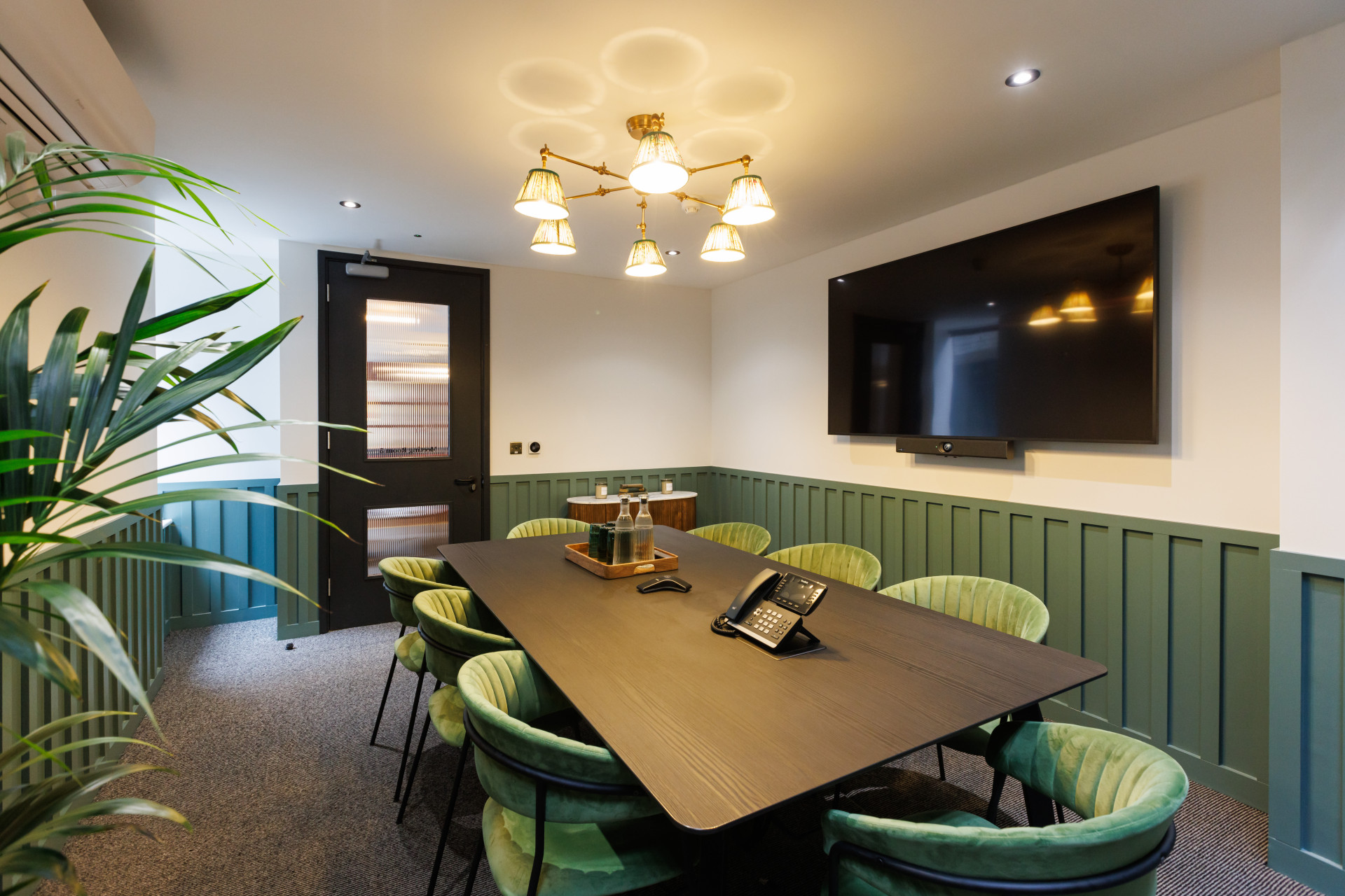 Meeting room near Oxford Circus Station