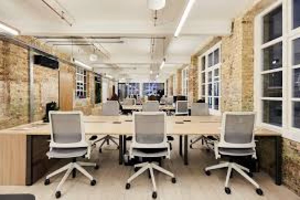 10-11 Clerkenwell Green