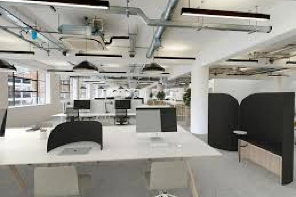 The Curve - 3 Haberdasher St