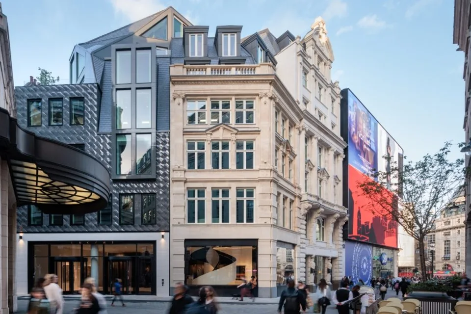 Piccadilly main office view