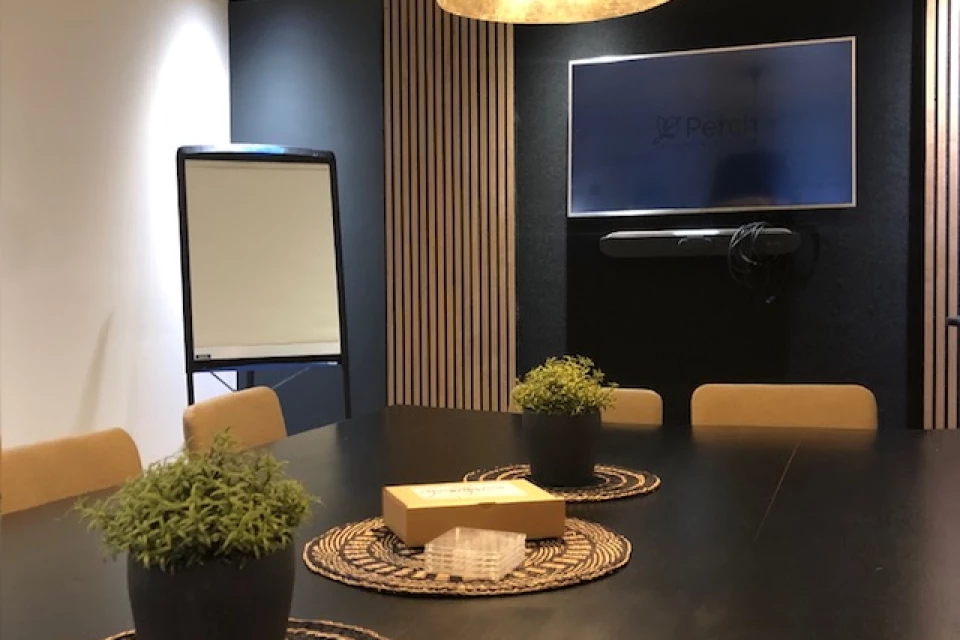 12 person meeting room in Central Bicester