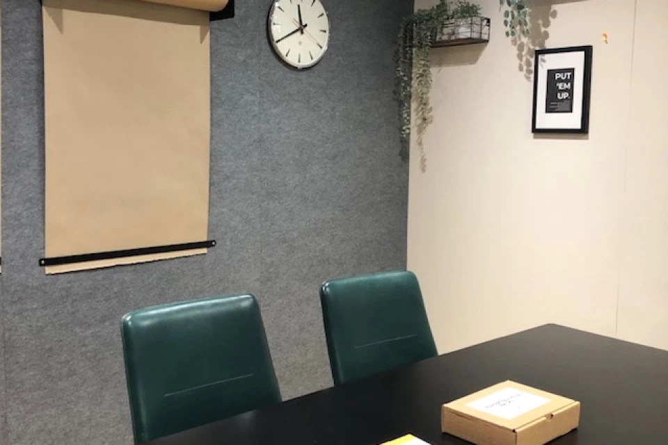 4 person meeting room in Central Bicester