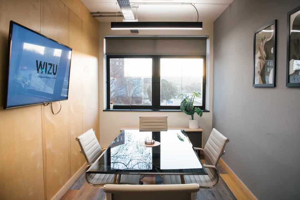 Hathersage Suite - Affordable meeting room for four people