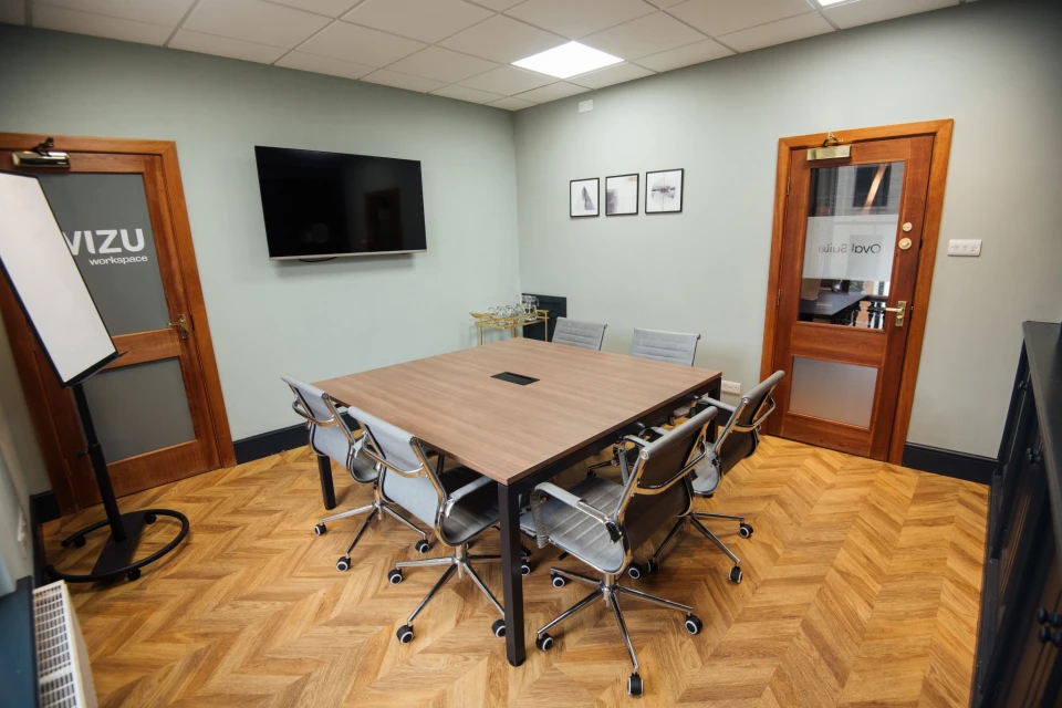 Oval Suite Meeting Room for Six Delegates in Harrogate