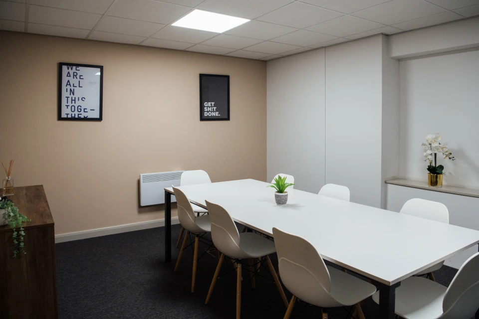 A spacious 8 person meeting room in Sheffield