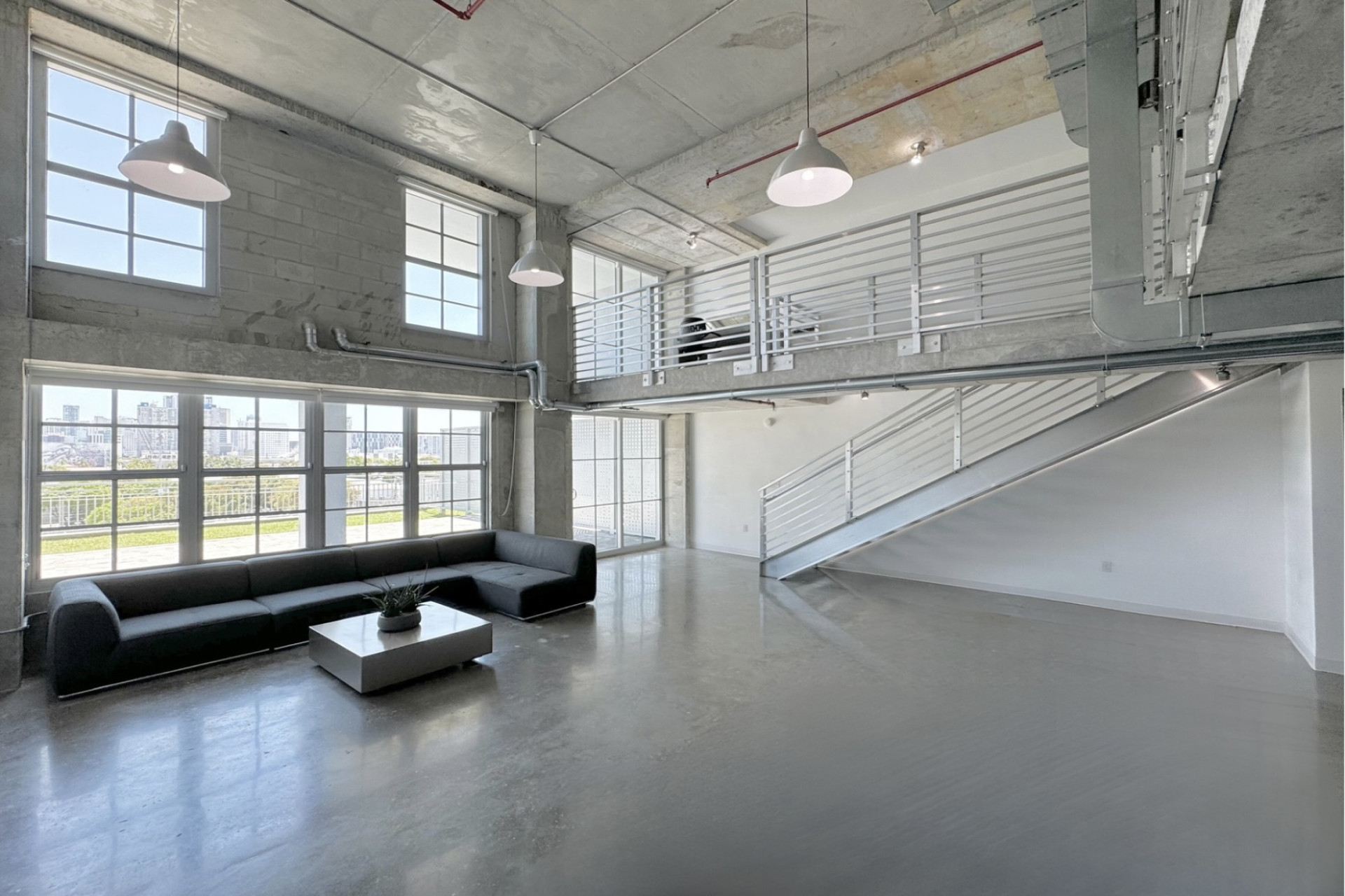 Crysp Studio offers a modern boardroom style setting with breakout areas,