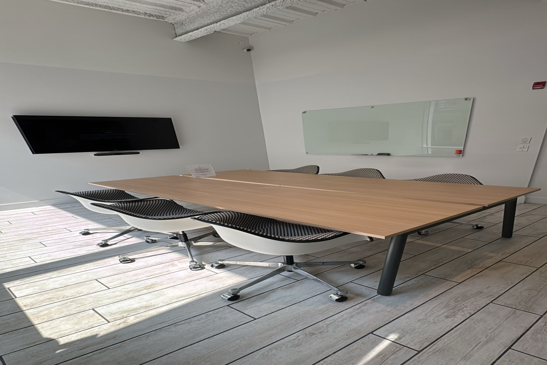 Conference room for 6 in SoHo