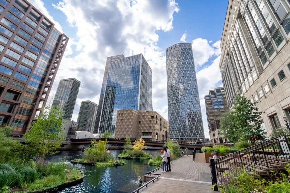Canary Wharf Estate flexible office neighbourhood